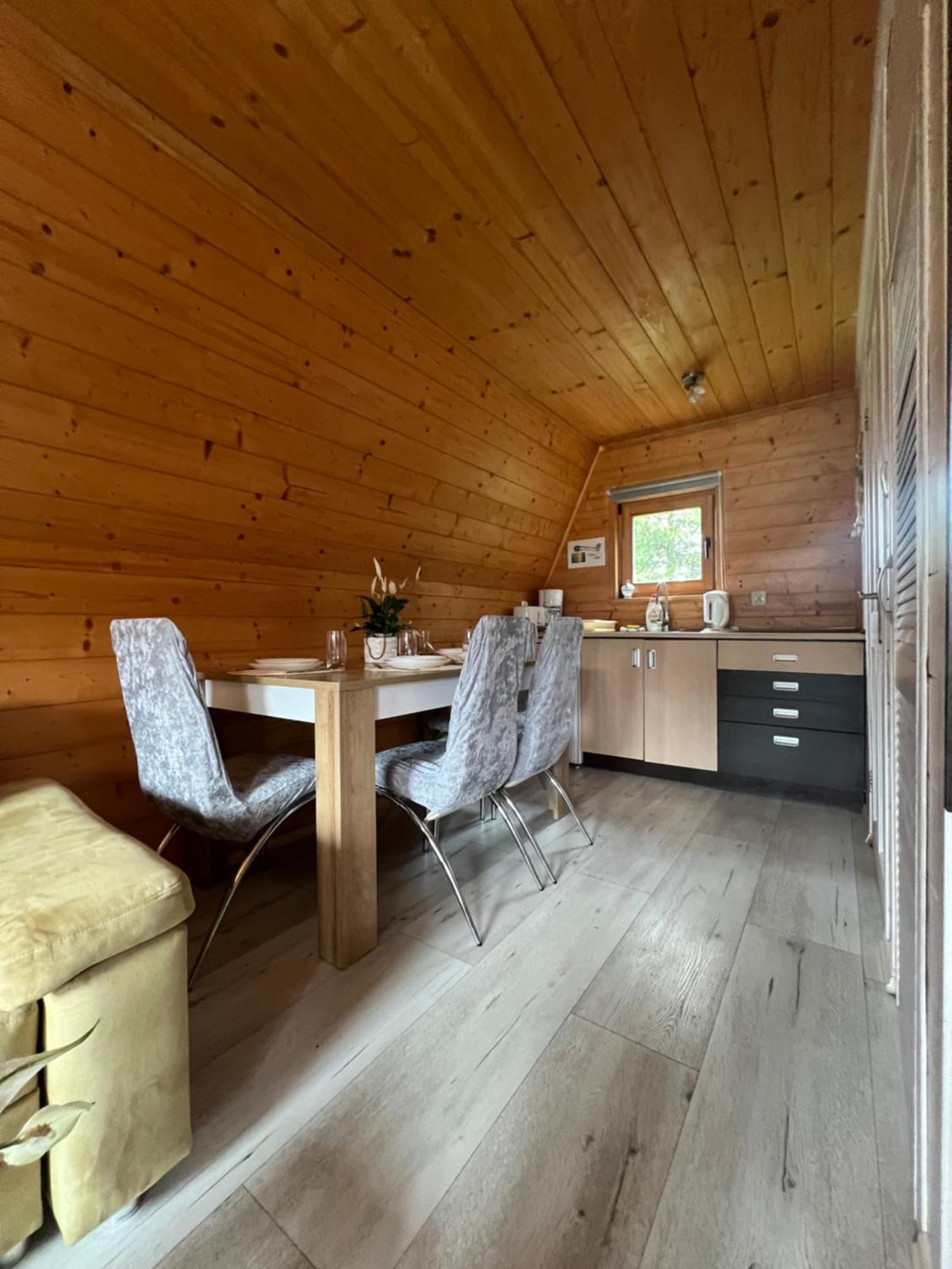 Villa Osrodek Daglezja à Kołczewo Extérieur photo